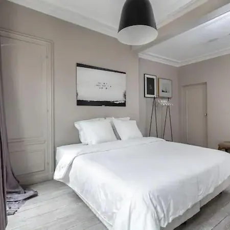 Saint-honoré Luxurious 2 Bedrooms 120m2 Parigi