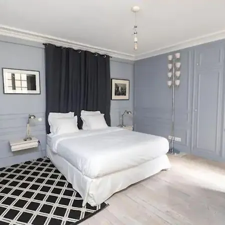 Saint-honoré Luxurious 2 Bedrooms 120m2 Parigi
